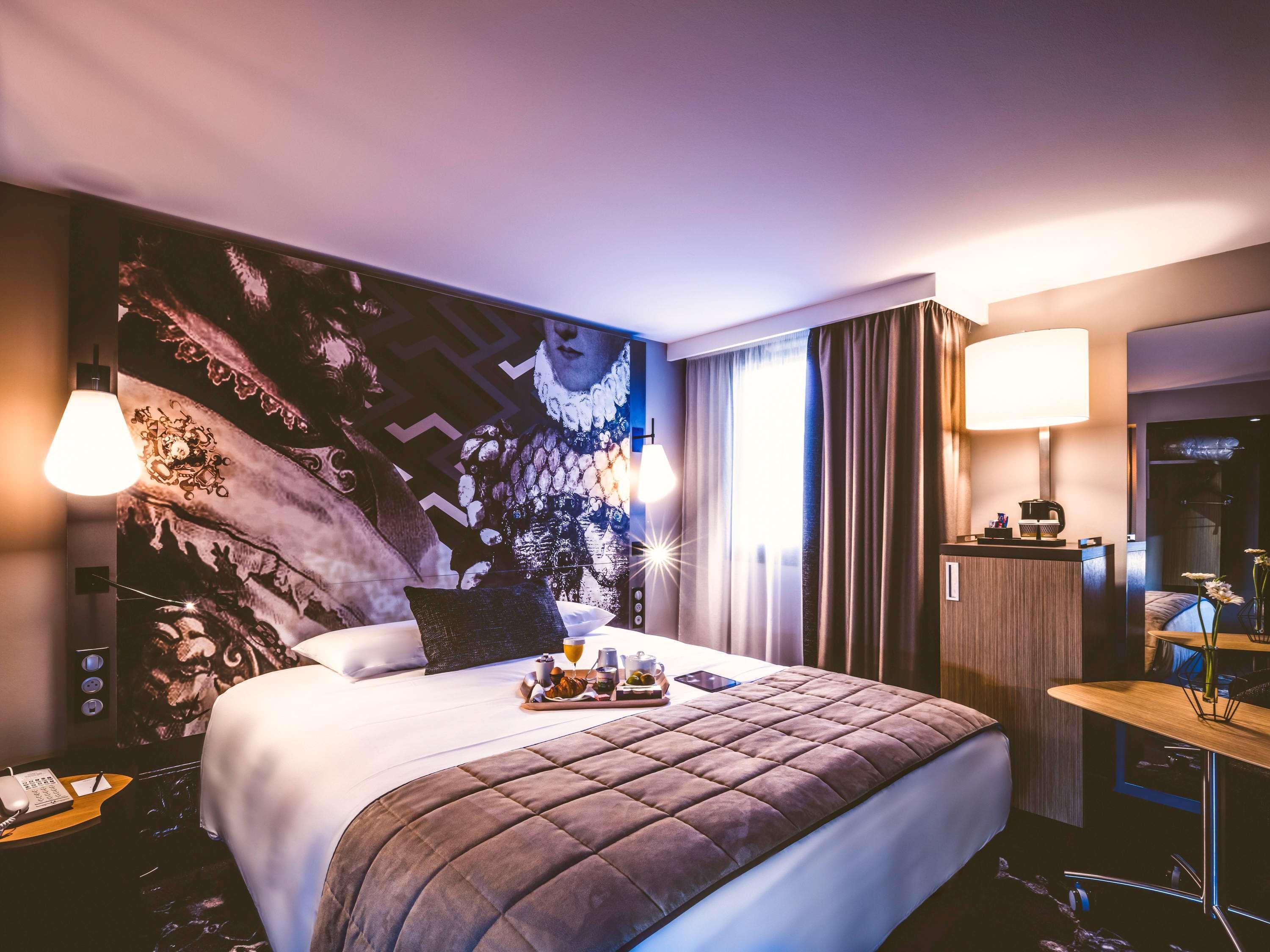 Mercure Pau Palais Des Sports Exteriör bild